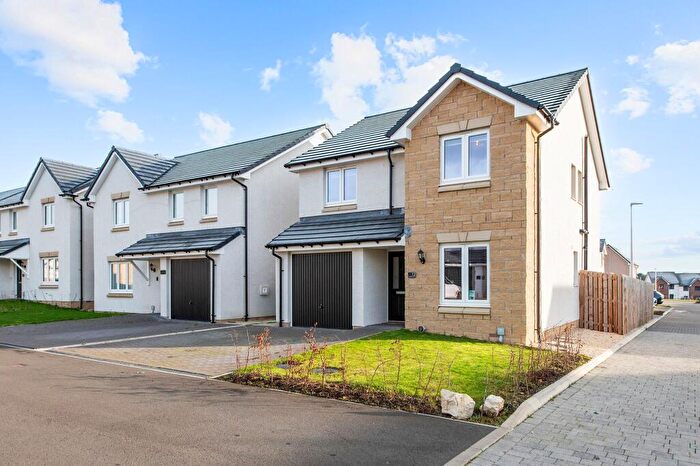 4 Bedroom Detached House For Sale In Livingston Crescent, Winchburgh, EH52