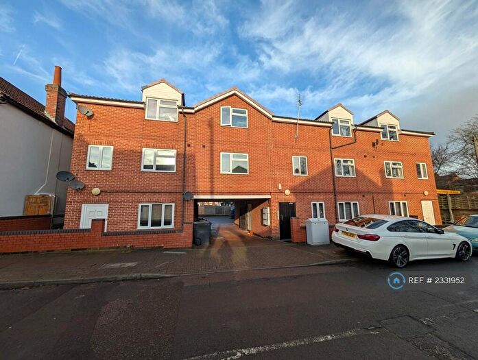 2 Bedroom Flat To Rent In Orton Road, Leicester, LE4
