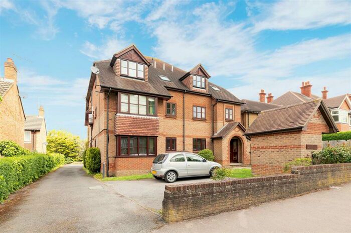 1 Bedroom Apartment To Rent In Worcester Road, Sutton, SM2