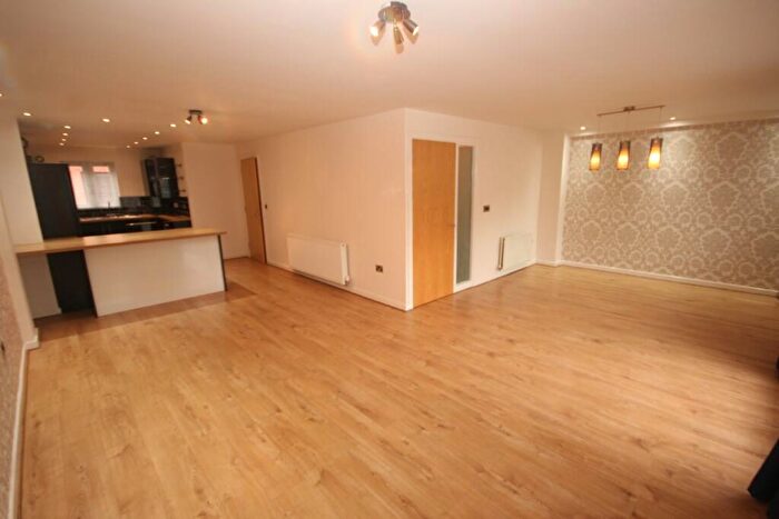 3 Bedroom Apartment To Rent In Bakers Court, Chester, CH3