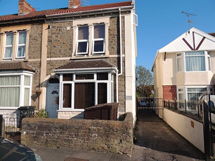 2 Bedroom Flat To Rent In Church Road, Bristol, BS15