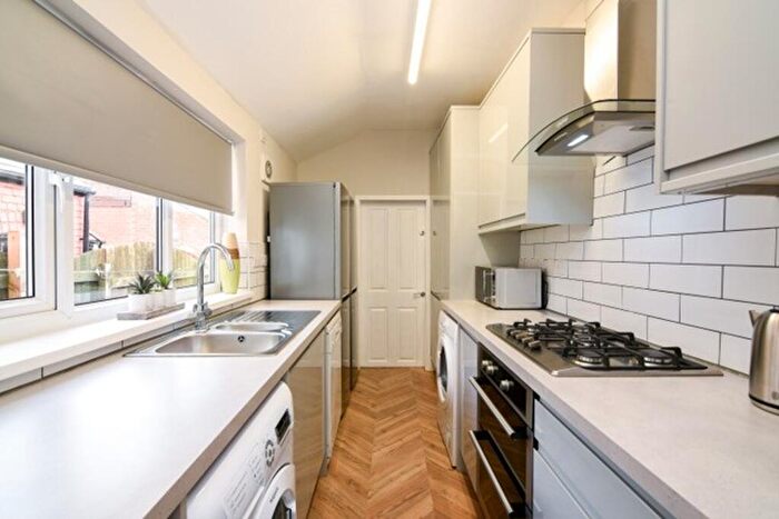 1 Bedroom Terraced House To Rent In Turney Street, Nottingham, NG2