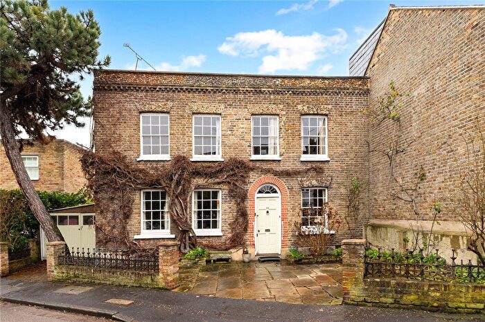 5 Bedroom Semi Detached House For Sale In Stanley Road, East Sheen, London, SW14