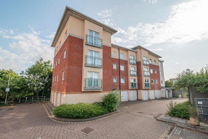 2 Bedroom Apartment To Rent In Winterthur Way, Basingstoke, RG21