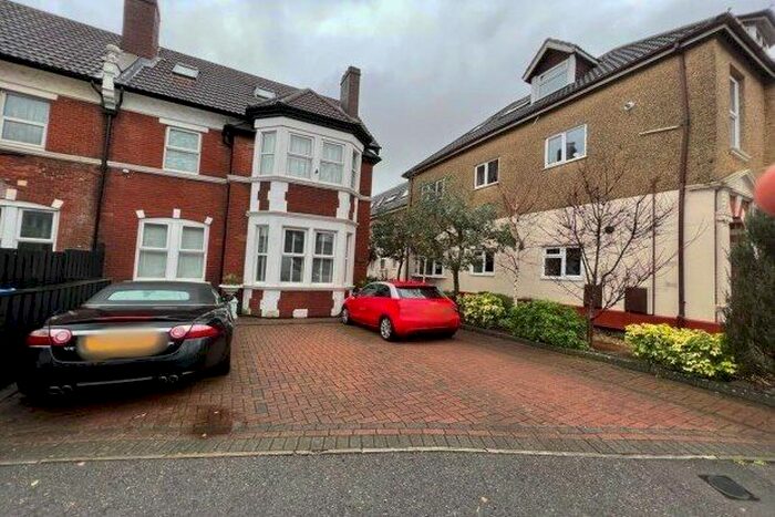 1 Bedroom Flat To Rent In Court Road, Southampton, SO15