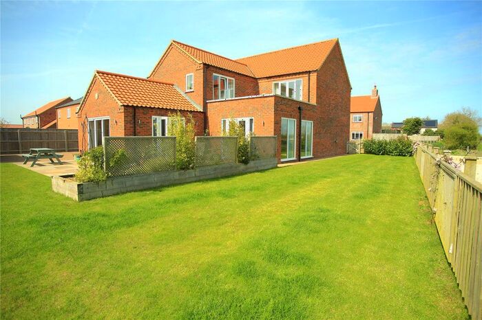 4 Bedroom Detached House For Sale In Stoneleigh Farm Drive, Maltby Le Marsh, Alford, Lincolnshire, LN13