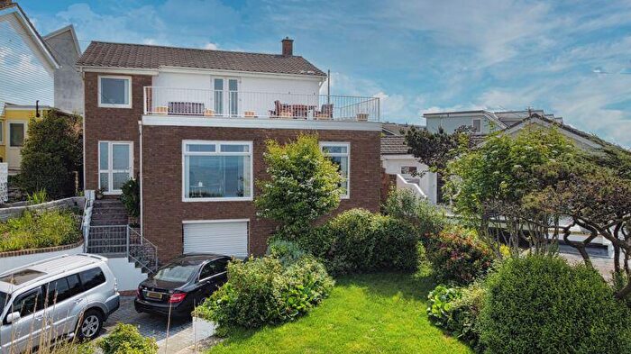 4 Bedroom Detached House For Sale In Somerset View, Ogmore By Sea, The Vale Of Glamorgan, CF32