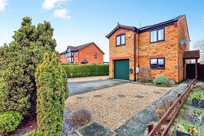 3 Bedroom Detached House For Sale In Dunlin Road, Essendine, Stamford, PE9