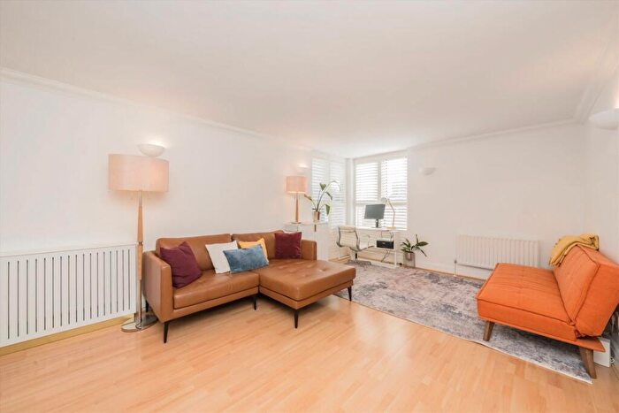 1 Bedroom Flat To Rent In Onega Gate, Canada Water, SE16