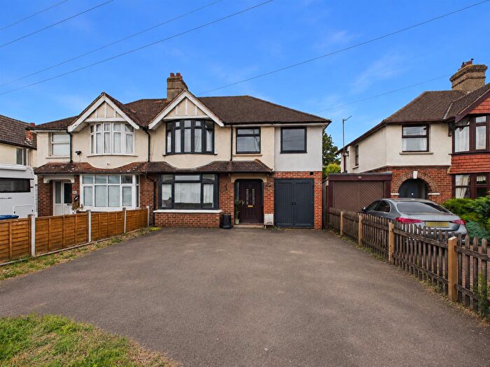 4 Bedroom Semi Detached House For Sale In Cheltenham Road East, Gloucester, GL3