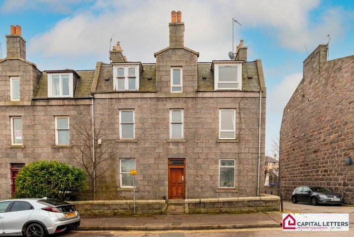 2 Bedroom Flat To Rent In Merkland Road East, Old Aberdeen, Aberdeen, AB24