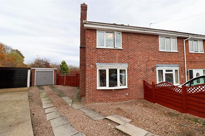 2 Bedroom Semi Detached House For Sale In Wold Road, Pocklington, York, YO42