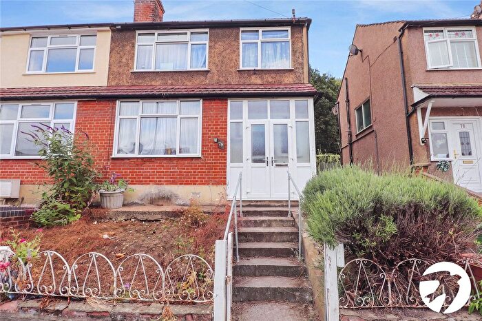 3 Bedroom End Of Terrace House For Sale In Elstree Gardens, Belvedere, DA17