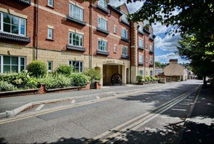 2 Bedroom Apartment For Sale In Clarence Street, Yeovil, BA20