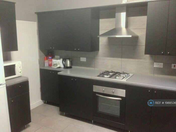 3 Bedroom Terraced House To Rent In Stafford Street, Sheffield, S2