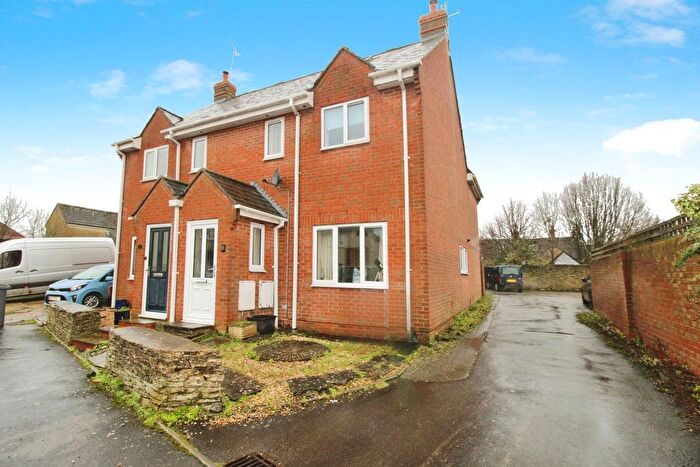 3 Bedroom Semi-Detached House For Sale In Horse Fair Lane, Cricklade, SN6