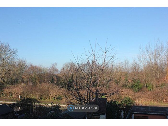 2 Bedroom Terraced House To Rent In Tamworth Road, Amington, Tamworth, B77