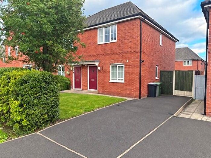 2 Bedroom Semi-Detached House To Rent In Barn Croft Road, CW1