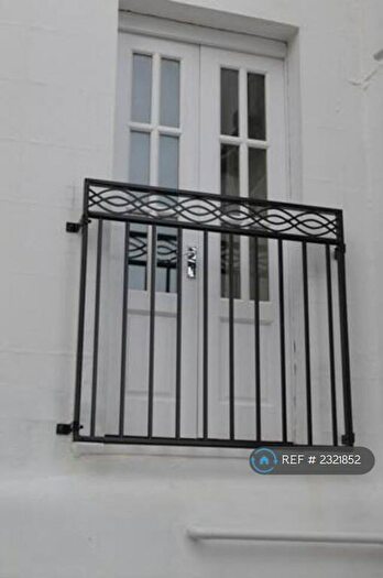 1 Bedroom Flat To Rent In Dorchester Road, Weymouth, DT4