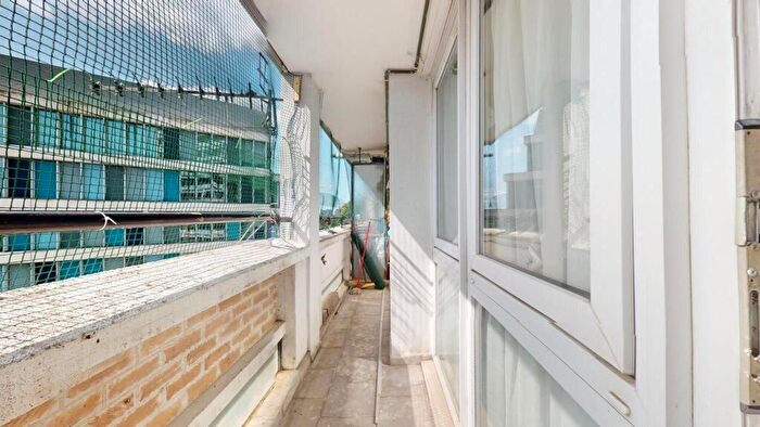 3 Bedroom Flat To Rent In Paddington, London, W2