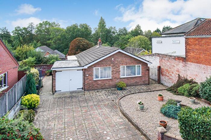 2 Bedroom Detached Bungalow For Sale In Yarmouth Road, Thorpe St. Andrew, Norwich, NR7