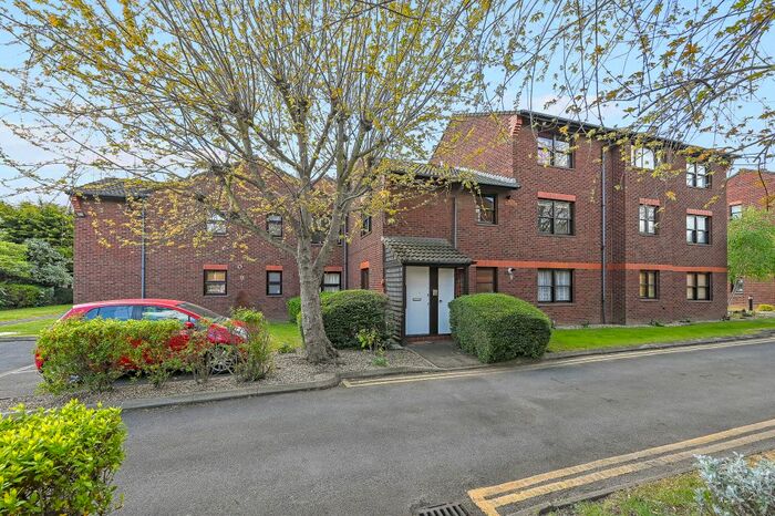 1 Bedroom Flat To Rent In Holley Road, Acton, W3