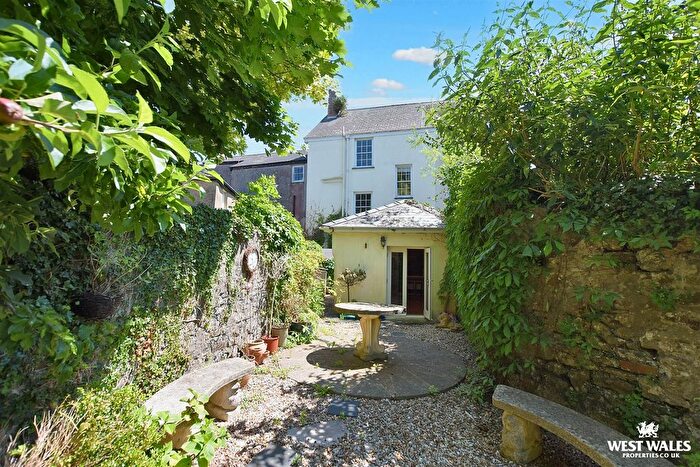 4 Bedroom Town House For Sale In Hill Street, Haverfordwest, SA61