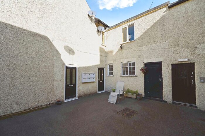 3 Bedroom Flat For Sale In Three Horse Shoes, Bridge Street, Boroughbridge, YO51