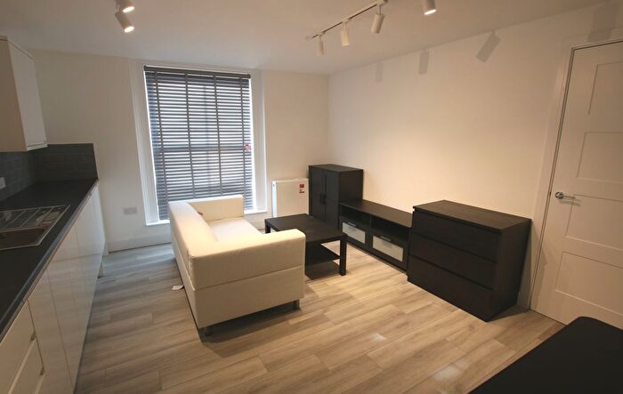 1 Bedroom Flat To Rent In High Street, Barnet, EN5