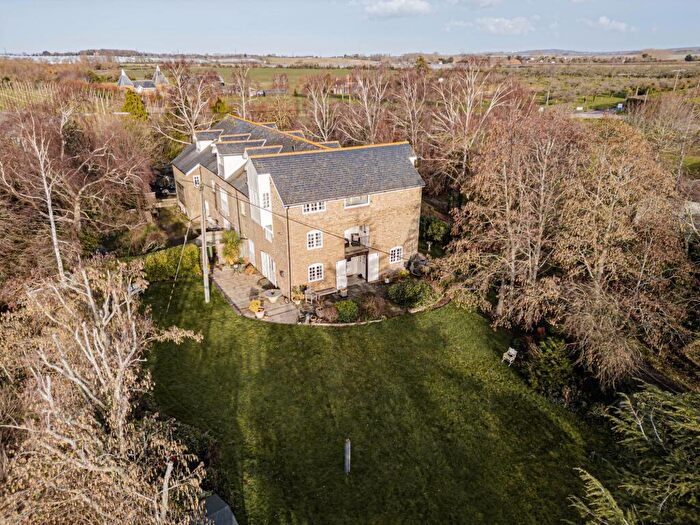 4 Bedroom Semi Detached House For Sale In Graveney Road, Goodnestone, ME13