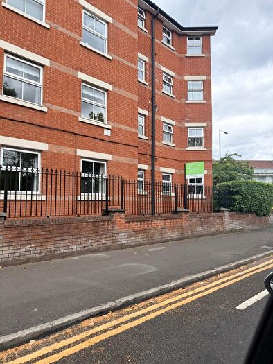 2 Bedroom Apartment To Rent In Parrswood Court, Didsbury, M20