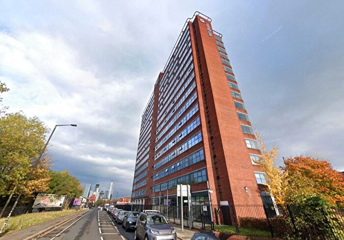 2 Bedroom Flat To Rent In Westpoint, Chester Road, Manchester, M16