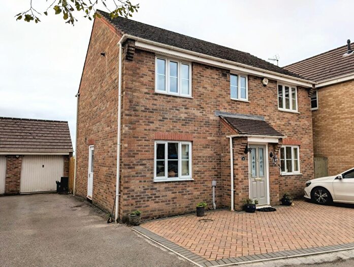 4 Bedroom Detached House To Rent In Sovereign Gardens, Miskin, Pontyclun, CF72
