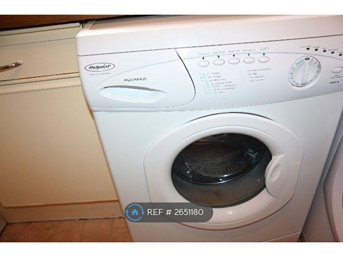 1 Bedroom Flat To Rent In Eastwood Avenue, Glasgow, G41