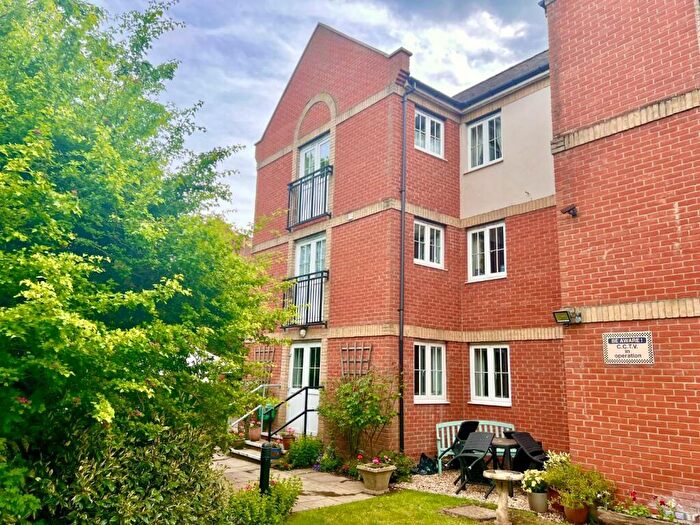 1 Bedroom Flat For Sale In Rosemary Lane, Halstead, CO9