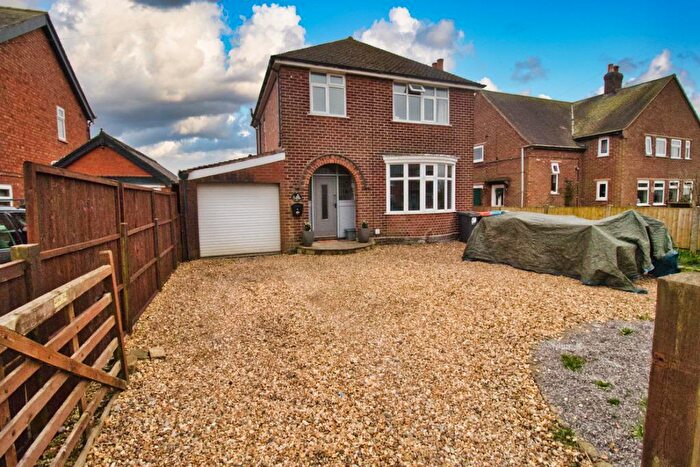 3 Bedroom Detached House For Sale In School Road, Meadowbank, Winsford, CW7
