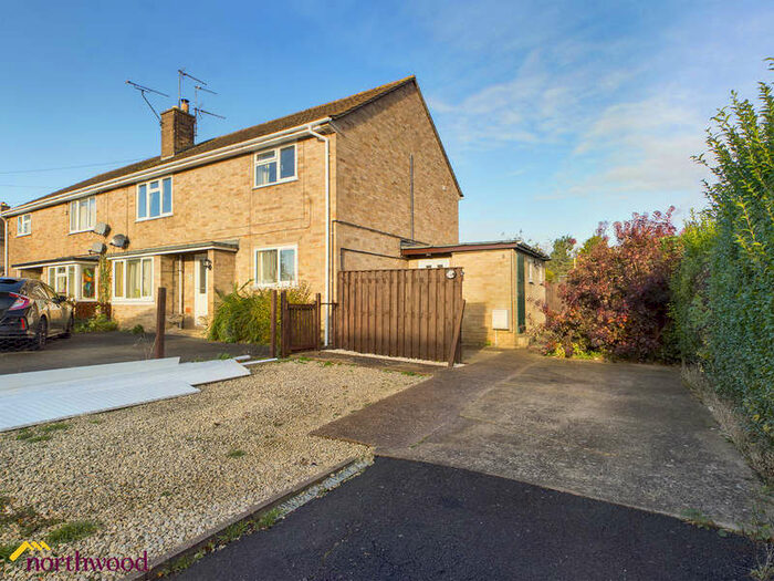 2 Bedroom Maisonette Flat To Rent In Blackwell Road, Tredington, CV36