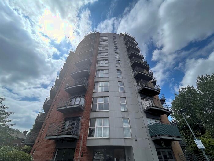 2 Bedroom Flat To Rent In The Drum, Block A, Stuart Street, M11