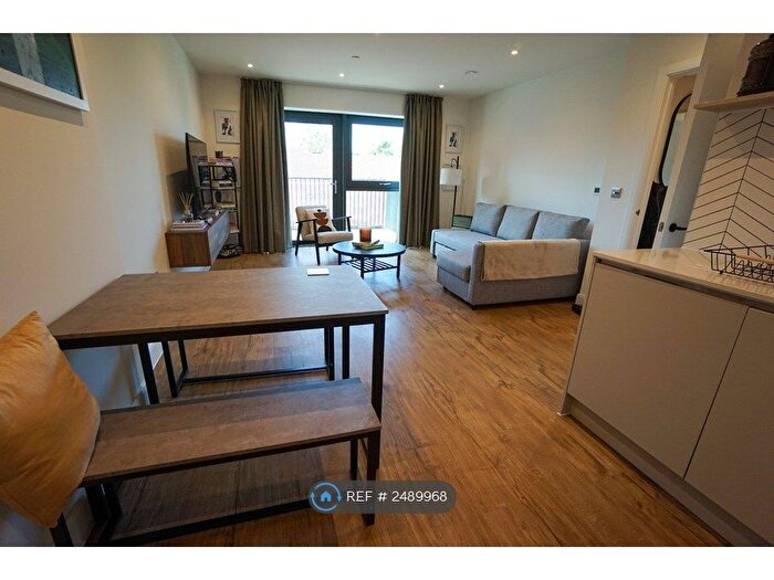 1 Bedroom Flat To Rent In Amaryllis House, London, NW9