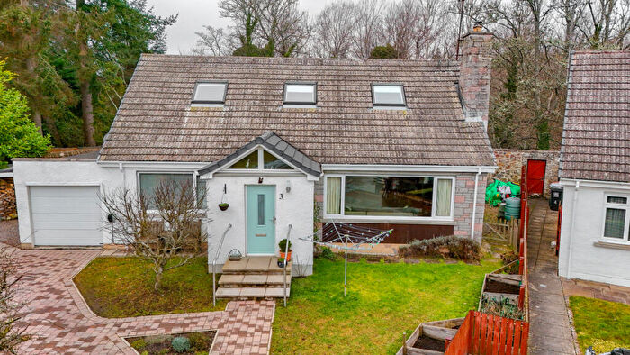 4 Bedroom Detached House For Sale In Castle Gardens, Dingwall, IV15