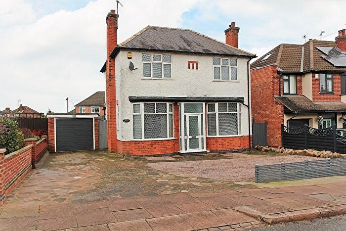 3 Bedroom Detached House For Sale In Wigston Lane, Aylestone, Leicester, LE2