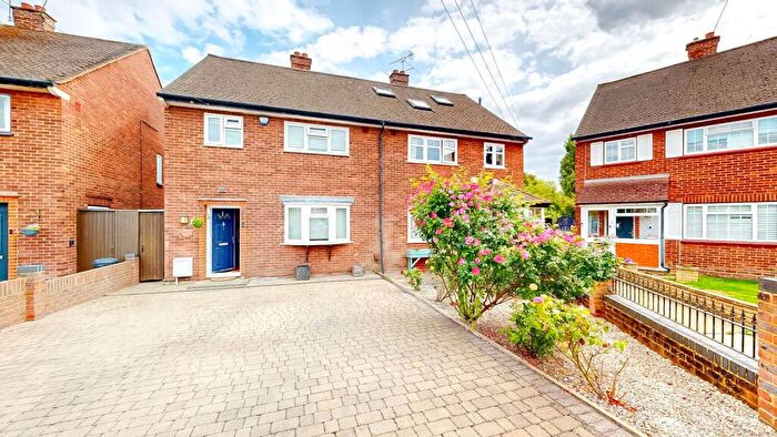 3 Bedroom Semi-Detached House To Rent In Ardley Close, Ruislip, HA4
