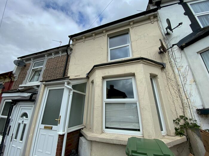 2 Bedroom Terraced House To Rent In New Road, Hastings, East Sussex TN35