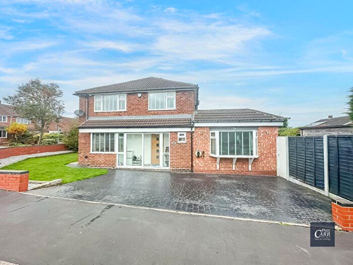 3 Bedroom Semi Detached House For Sale In Conifer Road, Streetly, Sutton Coldfield, B74