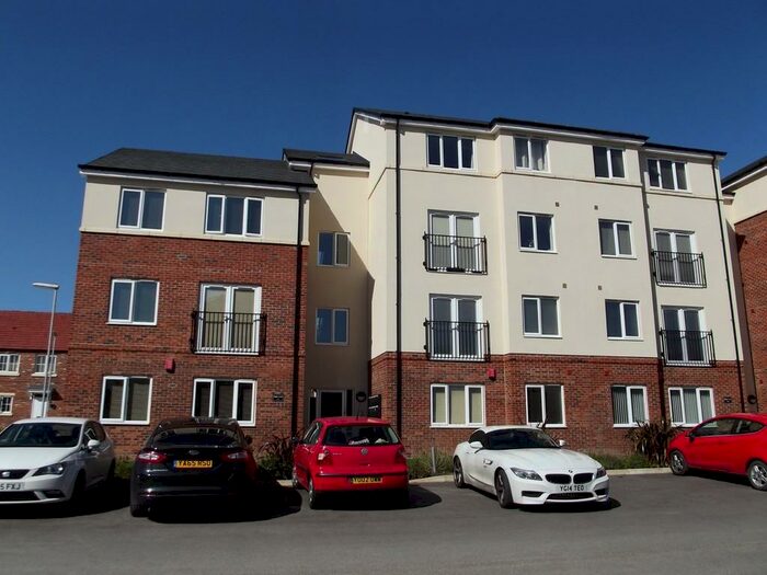 2 Bedroom Flat To Rent In Maple Court, Seacroft, Leeds, LS14