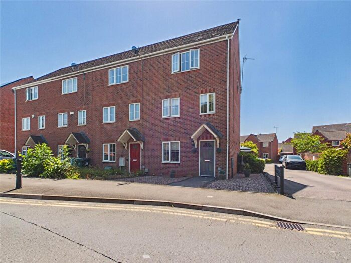 4 Bedroom End Of Terrace House For Sale In Thatcham Avenue Kingsway, Quedgeley, Gloucester, Gloucestershire, GL2