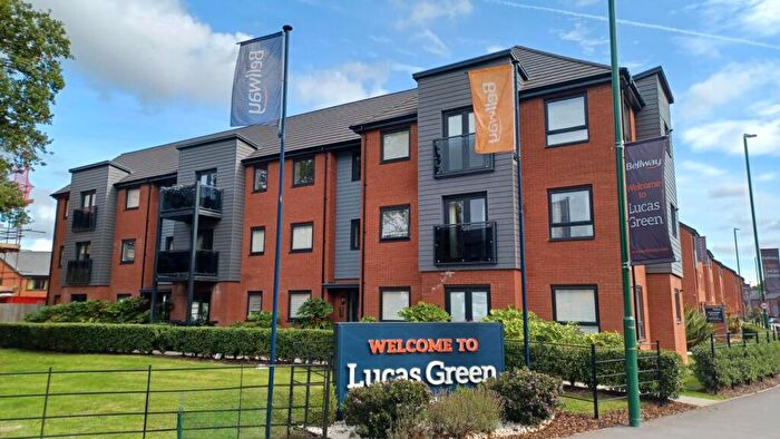 2 Bedroom Apartment To Rent In Shepherds Green Road, Shirley, B90