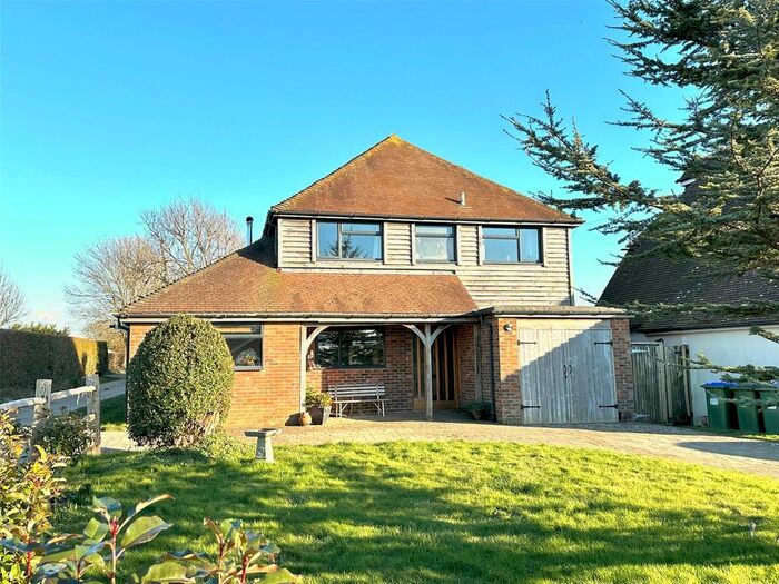 4 Bedroom Detached House For Sale In Chyngton Lane North, Seaford, East Sussex, BN25