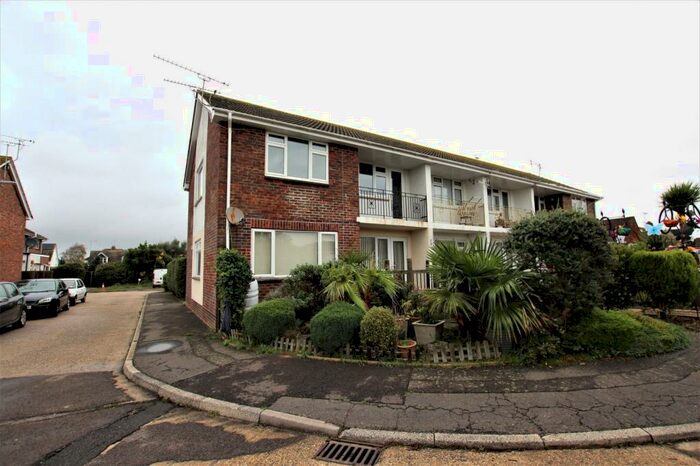 2 Bedroom Apartment To Rent In Montpelier Road, East Preston, Littlehampton, West Sussex, BN16