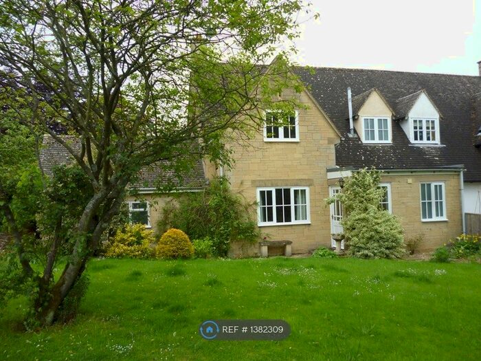 3 Bedroom Semi-Detached House To Rent In Deer Park Cottage, Cheltenham, GL54